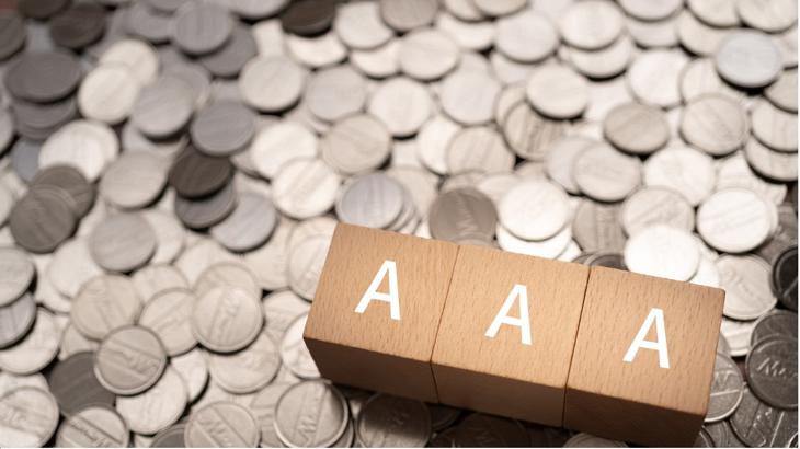 「米国『トリプルＡ』格付け失う　来週は為替協議の思惑も」